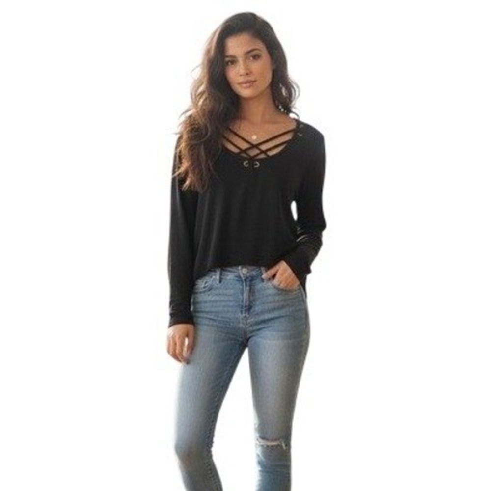 Mudd Cozy Cross Front Tunic black Size‎ Small
